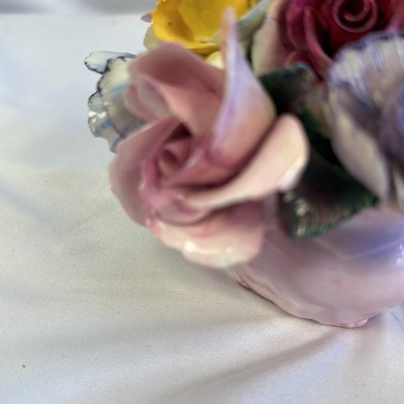 Thorley Bone China Handmade and Painted Floral  Bouquet - Picture 10 of 13